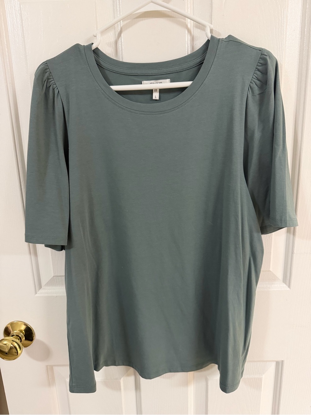New Maurices Women's Sage Green Short Sleeve Top